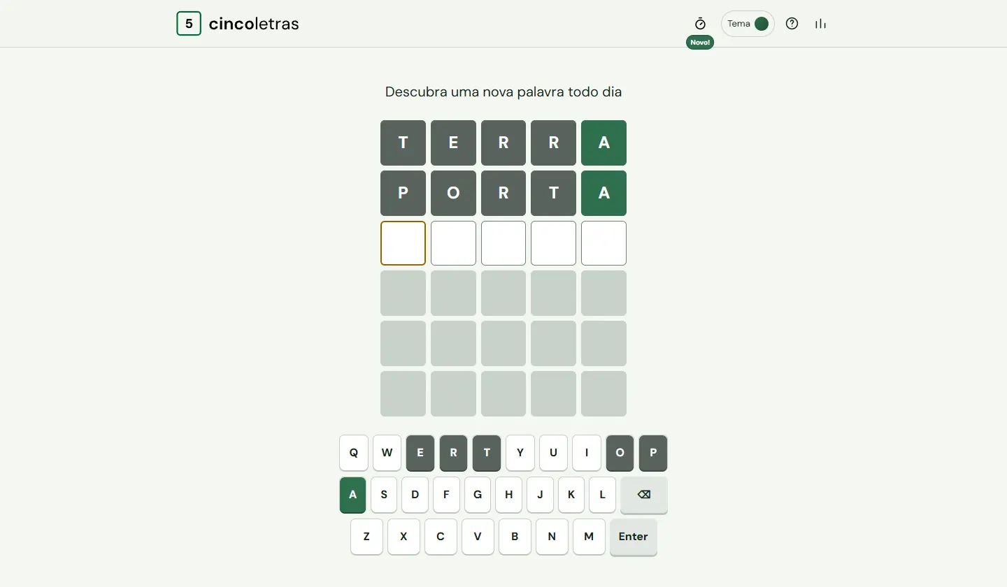 Cinco Letras no desktop: tabuleiro do jogo diário com dois palpites